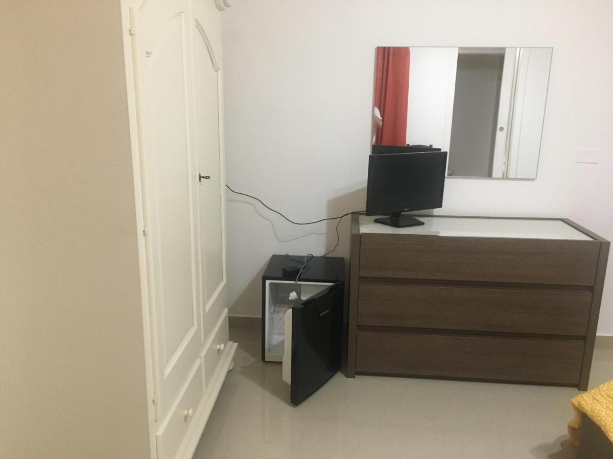 Stelmalu' Hotel Novoli Bagian luar foto
