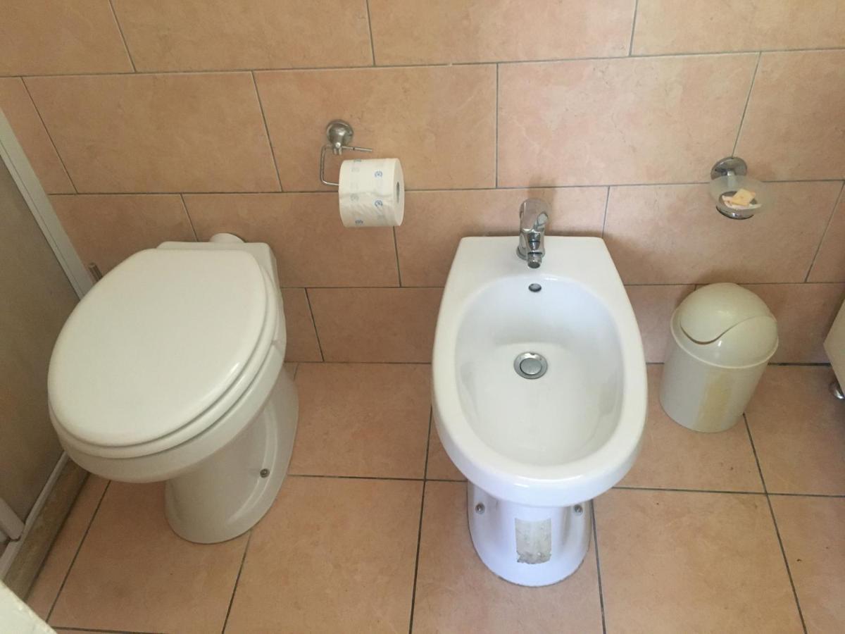 Stelmalu' Hotel Novoli Bagian luar foto