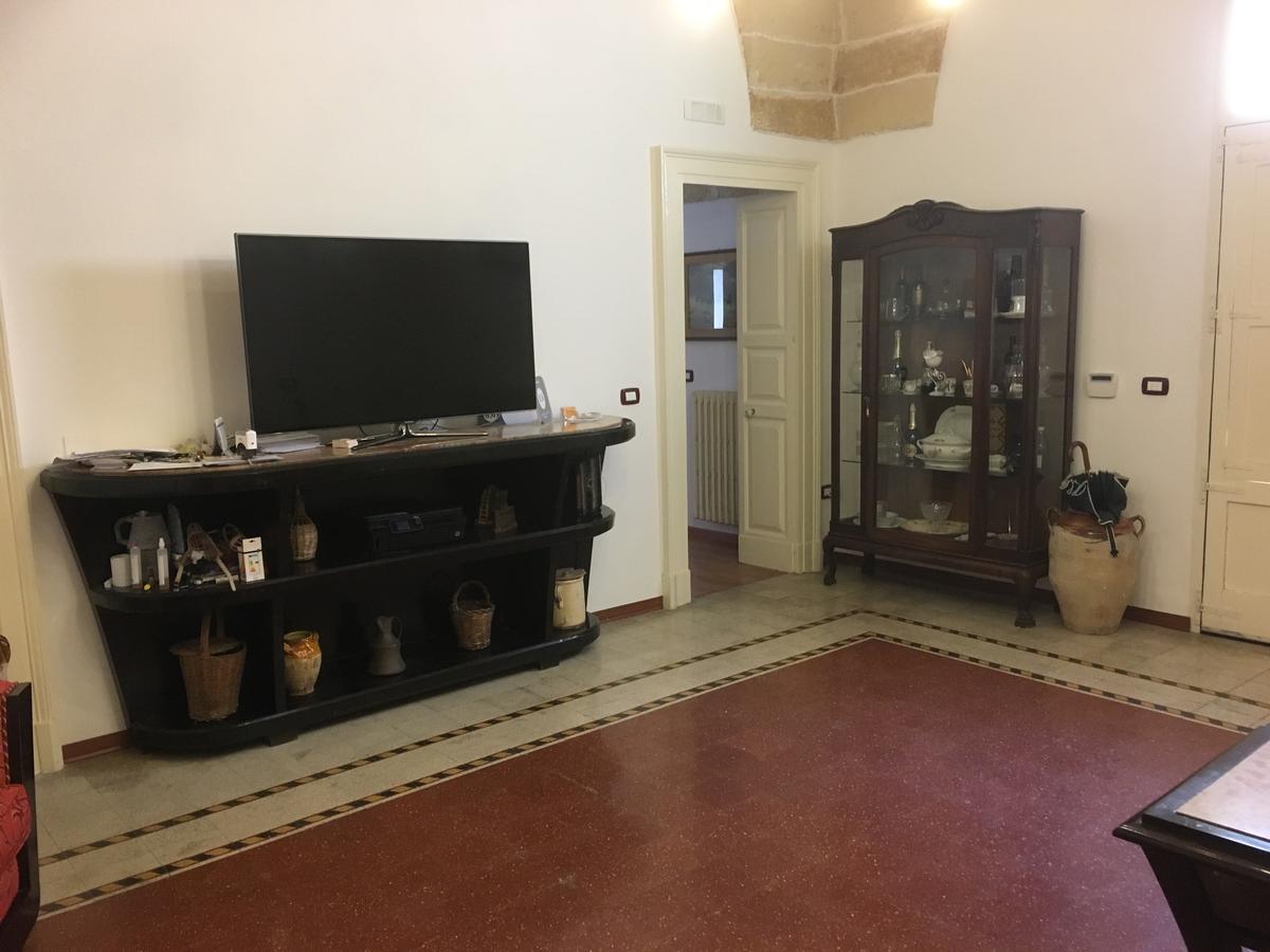 Stelmalu' Hotel Novoli Bagian luar foto