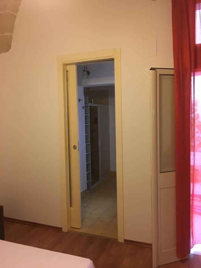 Stelmalu' Hotel Novoli Bagian luar foto